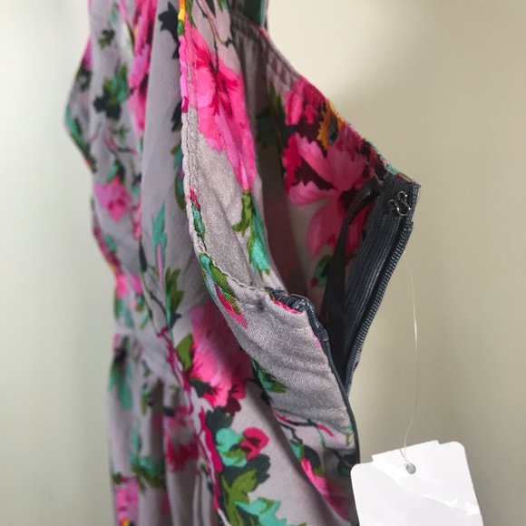 Selina Studio Grey & Pink Floral Dress - Picture 6 of 12